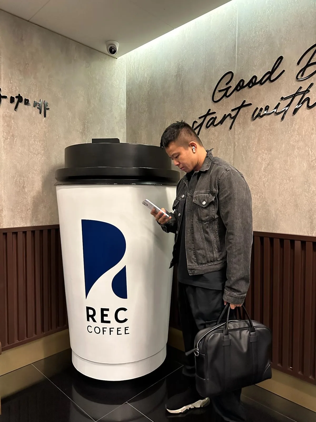 Social Media & Marketing